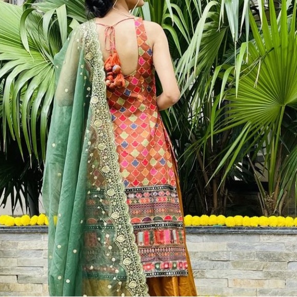 Backless Designer kurti - Picture 2 of 6